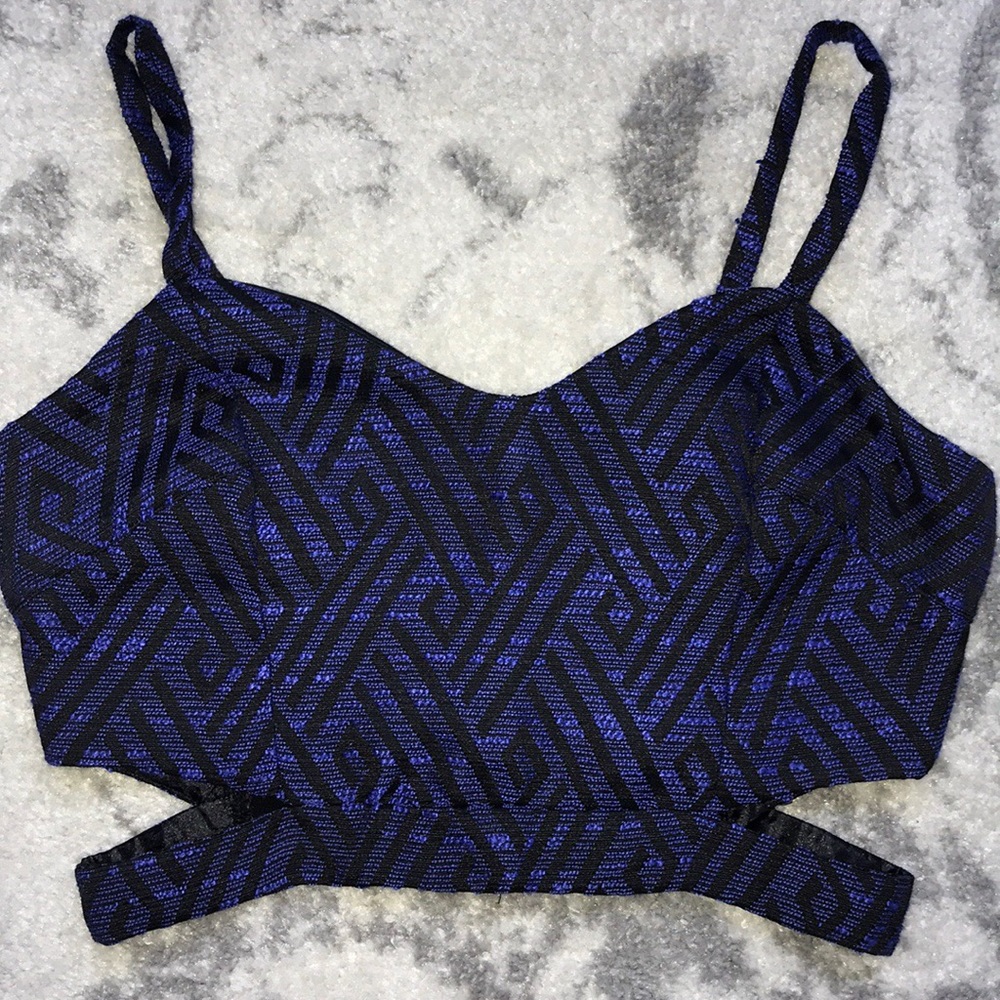 Aztec print crop top